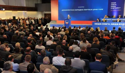 DNP otkazuje podr&scaron;ku Mujoviću, ali jo&scaron; neće napustiti Vladu