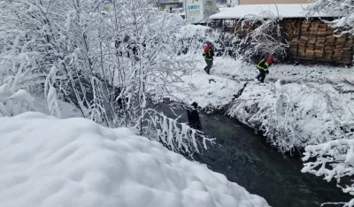 (FOTO) Berane: Ronioci iz&nbsp;Lima izvukli tijelo žene za kojom se tragalo