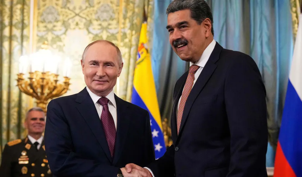 Vladimir Putin i Nikolas Maduro na sastanku u Kremlju u maju 2025. godine 