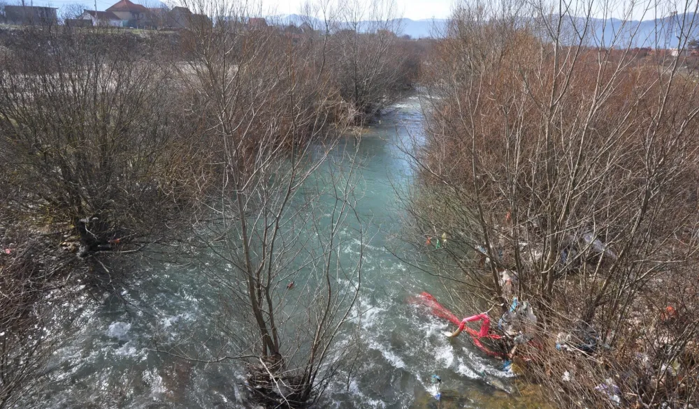 Dru&scaron;tvo mladih ekologa Nik&scaron;ić: Za&scaron;tita prirode na papiru, na terenu brojni problemi