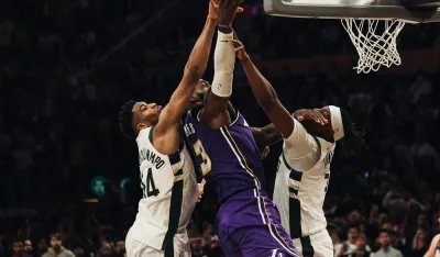 Sa meča Lekjkersi - Milvoki