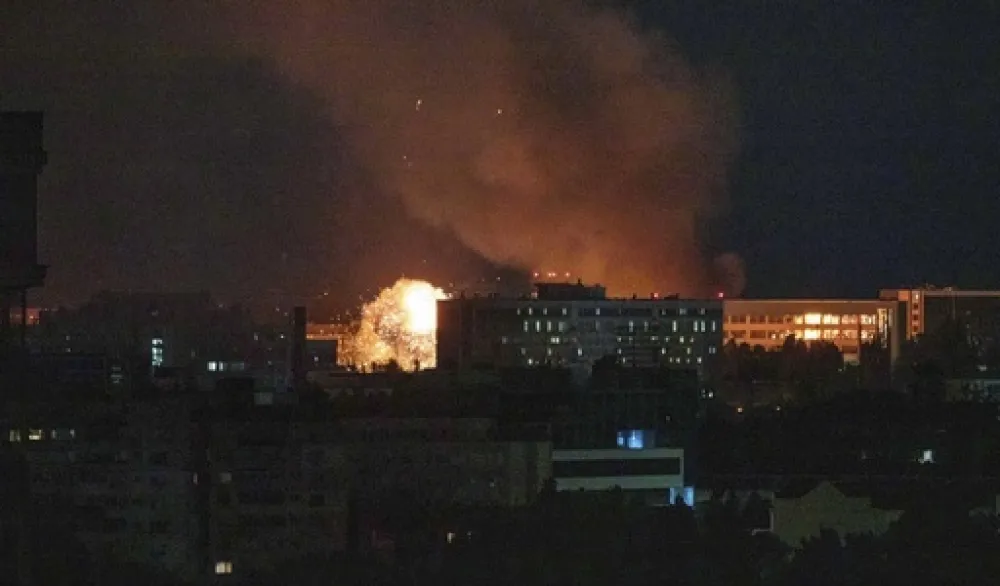 Ukrajina dronom zapalila rusko skladi&scaron;te nafte