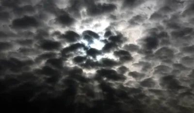 Zbog oluje u Francuskoj oko 100.000 domaćinstava bez struje