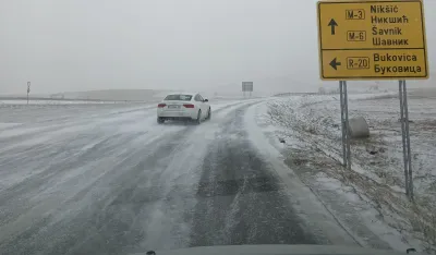 Vi&scaron;e nezgoda prema &Scaron;avniku, pet povrijeđenih, autobus proklizao