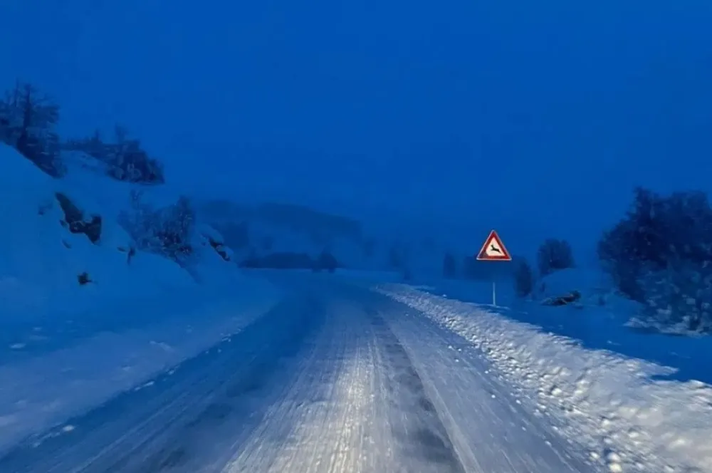 Obustavljen saobraćaj na putu Plužine-&Scaron;ćepan Polje
