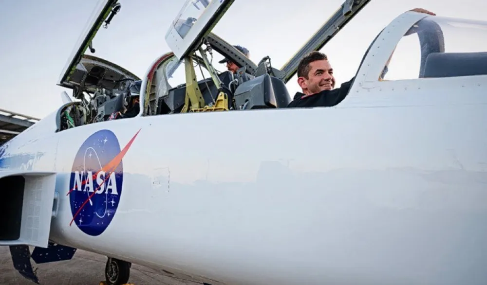 Novi &scaron;ef NASA milijarder: Provozao Trampovog sina borbenim avionom