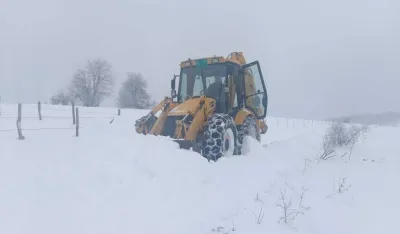 Snijeg paralizovao dijelove Srbije