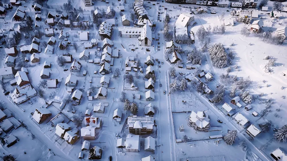 (VIDEO/FOTO) Sniježna idila na Žabljaku