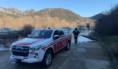 Cetinje: Pripadnici Službe za&scaron;tite i spa&scaron;avanja u pripravnosti zbog povećanog vodostaja