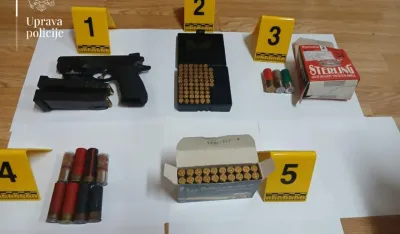 Dvije osobe uhap&scaron;ene u Baru, oduzeto oružje i municija