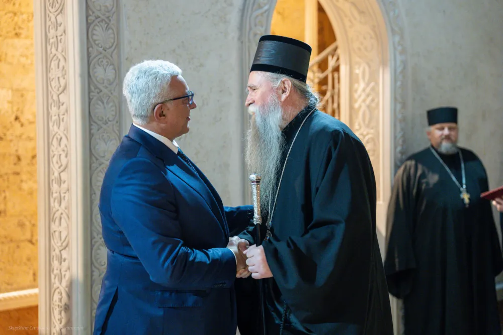 Mandić na Božićnom prijemu kod Joanikija: Poruke pomirenja i zajedni&scaron;tva vode ka izgradnji bolje budućnosti Crne Gore