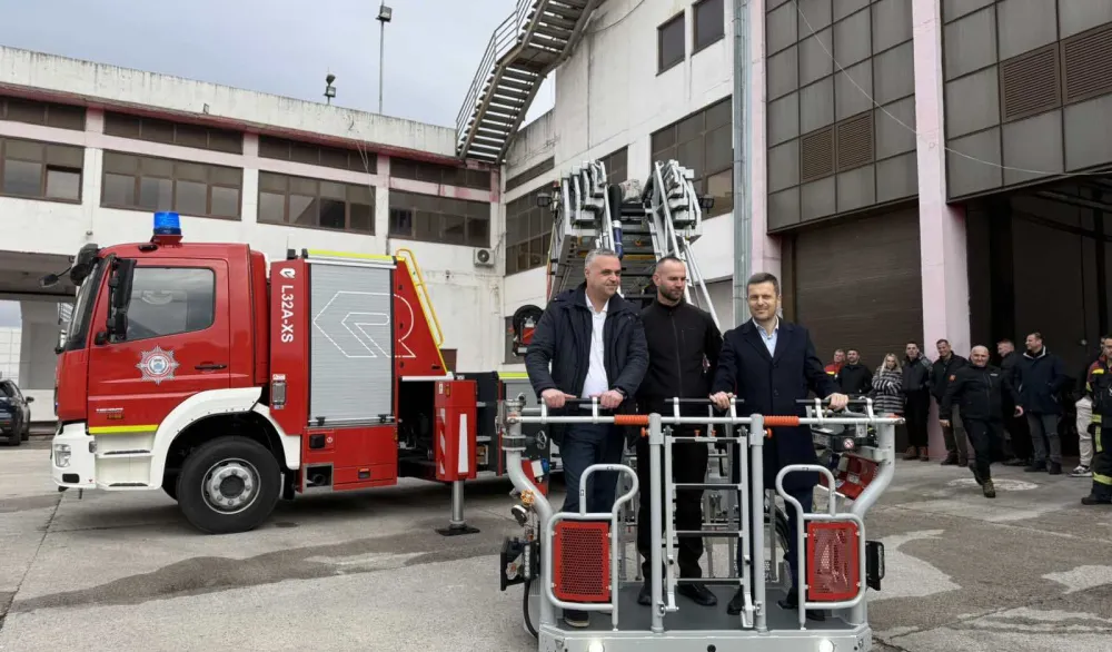 Glavni grad kupio auto-ljestvu za Vatrogasnu