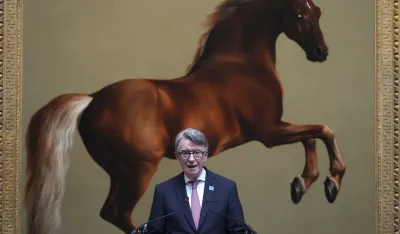 Lord Mandelson se izvinio žrtvama Džefrija Epstina