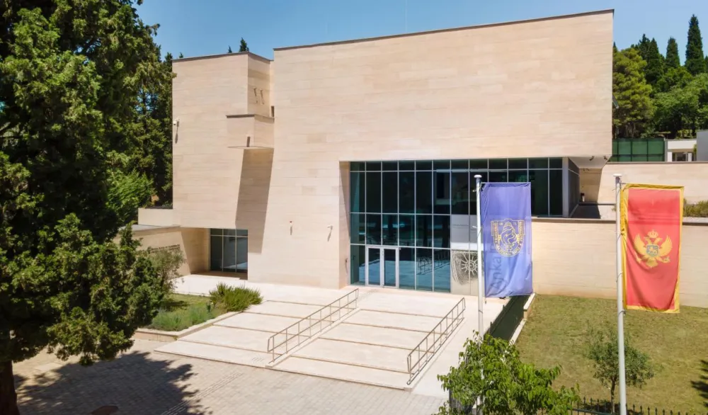 CGO: Skoro milion eura za primanja akademika CANU