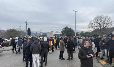 Građani Zete blokirali kružni tok ka Cetinju i Nik&scaron;iću