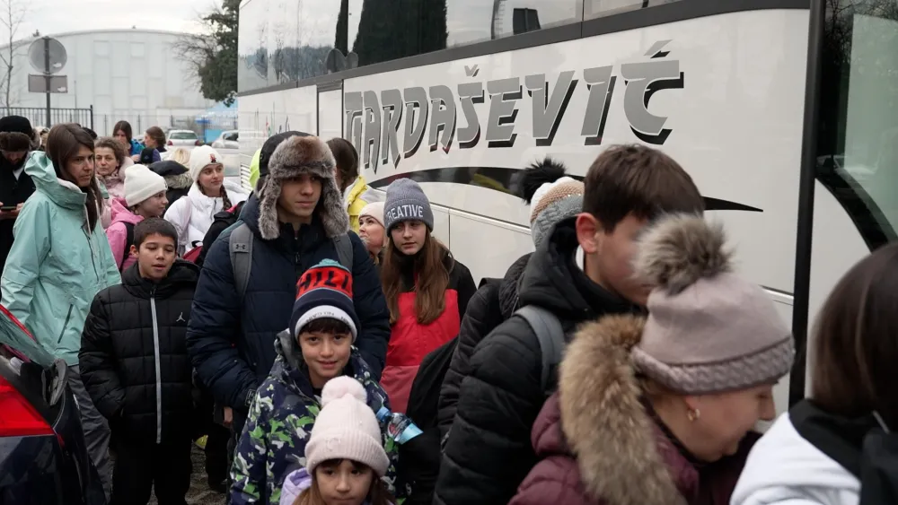 Počeo organizovani besplatni prevoz iz Podgorice do ski-centra Kola&scaron;in 1600