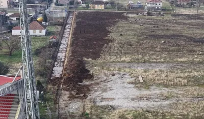 Reflektor stadiona DG Arena i dalje u kanalu
