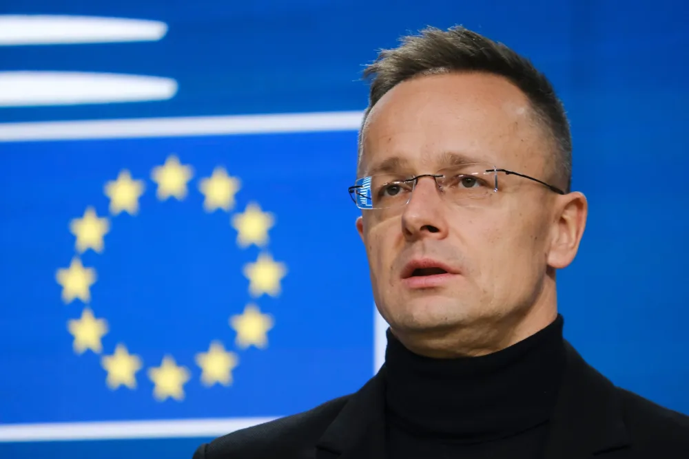 Sijarto: EU ne treba da se bavi pitanjem Grenlanda