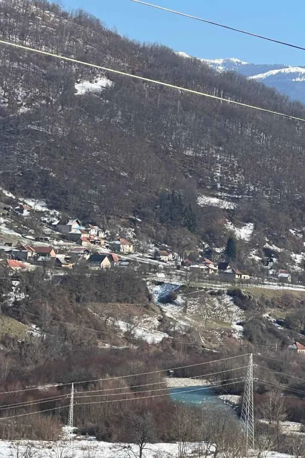 Tri decenije čekaju da voda poteče sa izgrađenog vodovoda