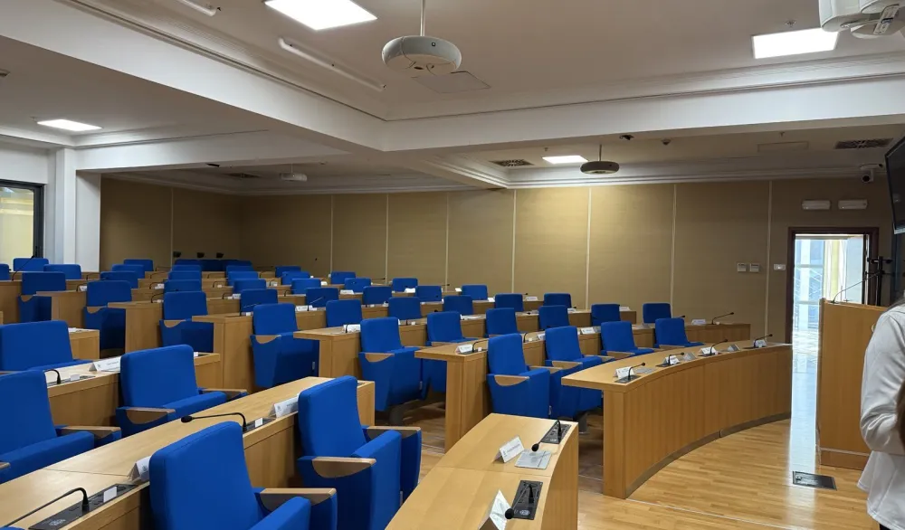 Prazan hod Skup&scaron;tine Glavnog grada: Na sjednicu odbora do&scaron;ao samo predsjednik