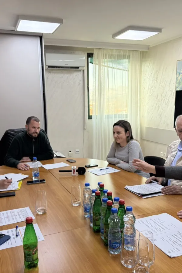 Odbor za dru&scaron;tvene djelatnosti SO Zeta izglasao zabranu gradnje kolektora: Svi "za" iako su pogre&scaron;no citirani zakoni