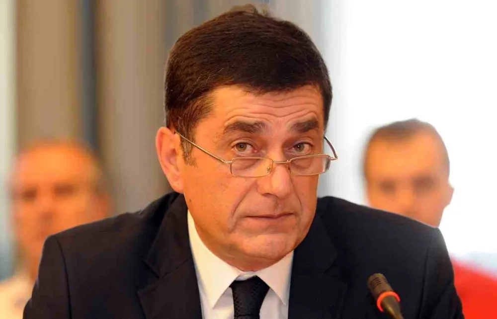 Peruničić: Lazoviću bih i danas djecu povjerio na čuvanje