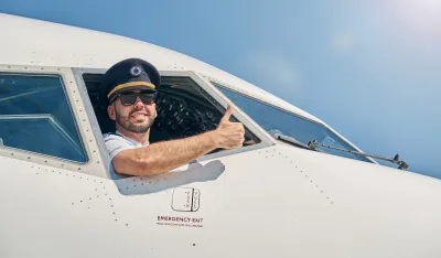 Filmska prevara: Godinama se pretvarao da je pilot i stjuard da bi besplatno letio