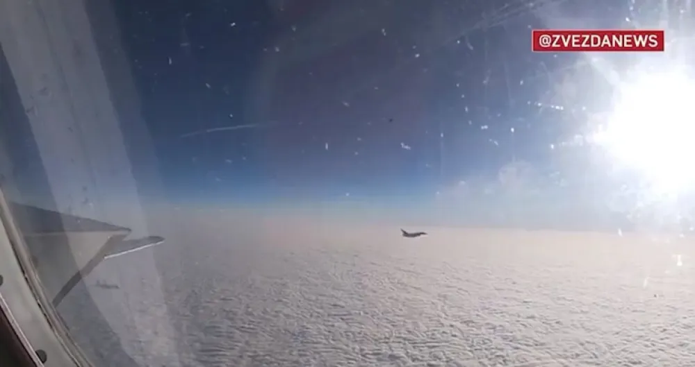 (VIDEO) Rusija je objavila video-snimak leta bombardera iznad Baltika