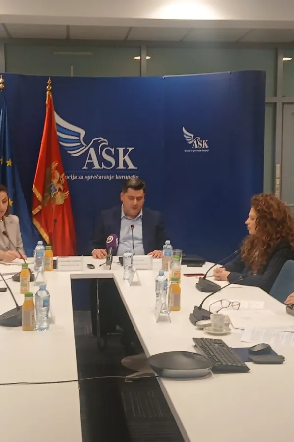 ASK ostaje u v.d. stanju