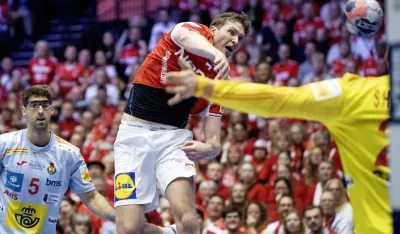 Danci prejaki za "crvenu furiju"