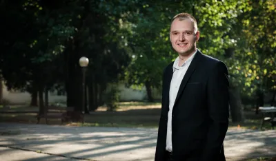 Krnić: Partije ogrezle u trgovini i ucjenjivanju