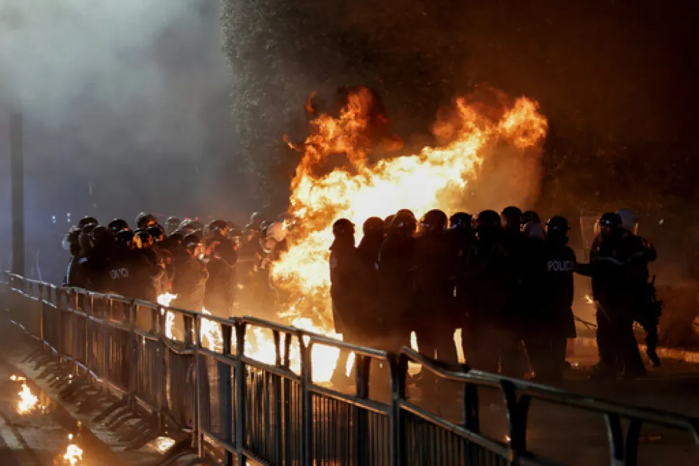 Protesti Demokratske partije u Tirani: 18 uhap&scaron;enih, 11 povrijeđenih policajaca