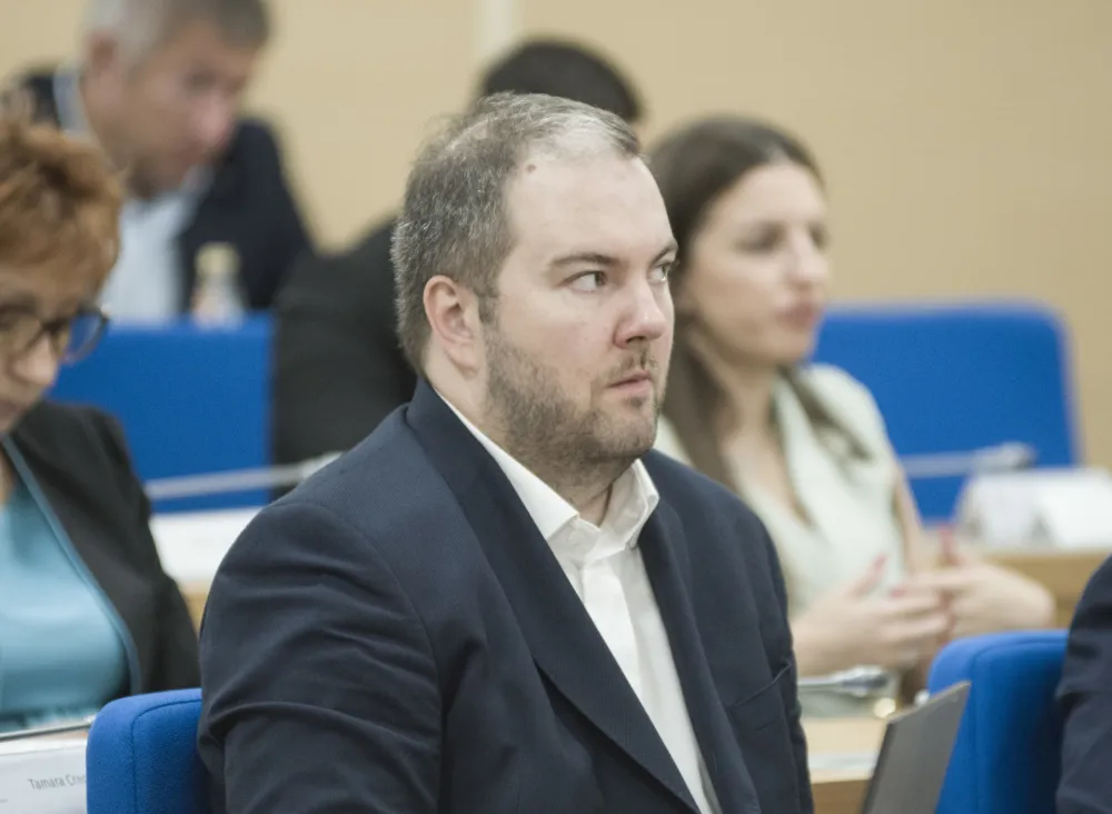 PES će predložiti unapređenje odluke o subvenciji produženog boravka; Kandić: Svjesni smo da podržavamo svako sedmo dijete