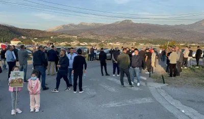 Tuzani traže sjednicu parlamenta posvećenu Deponiji