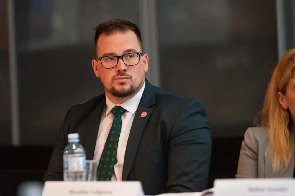 Osipa se vladajuća većina u Danilovgradu: Veselin Savić napustio PES?