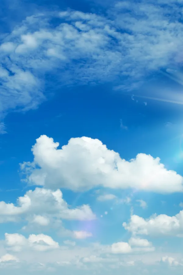 Sunčano i umjereno oblačno uz slab vjetar