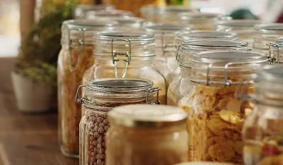 Pet osnovnih namirnica koje nikada ne biste smjeli da koristite&nbsp;nakon isteka roka trajanja