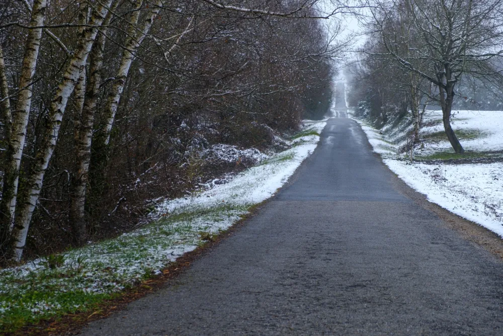 Putevi suvi, vidljivost smanjena