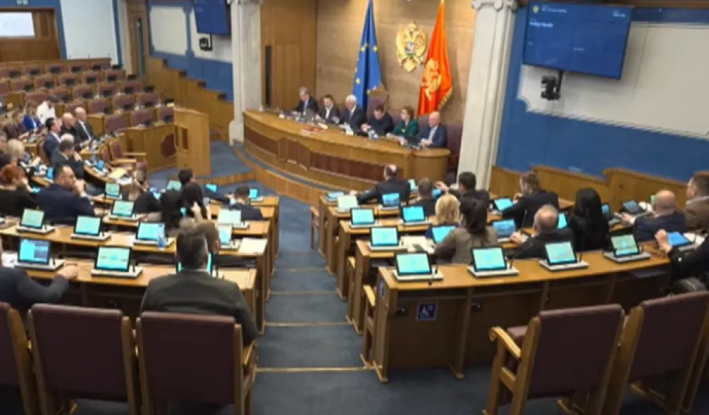 Skup&scaron;tina o neradnoj nedjelji 16. februara