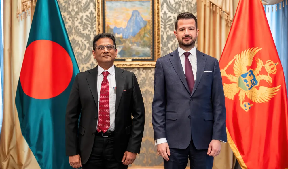 Predsjednik Crne Gore Jakov Milatović primio je na Cetinju akreditivna pisma novoimenovanih ambasadora Turske Ajde Unlu, Irske Kevina Kolgana, Brazila Marije Klare de Abreu Rade i Banglade&scaron;a Abu Tahera Muhameda Rokebula Hakua.