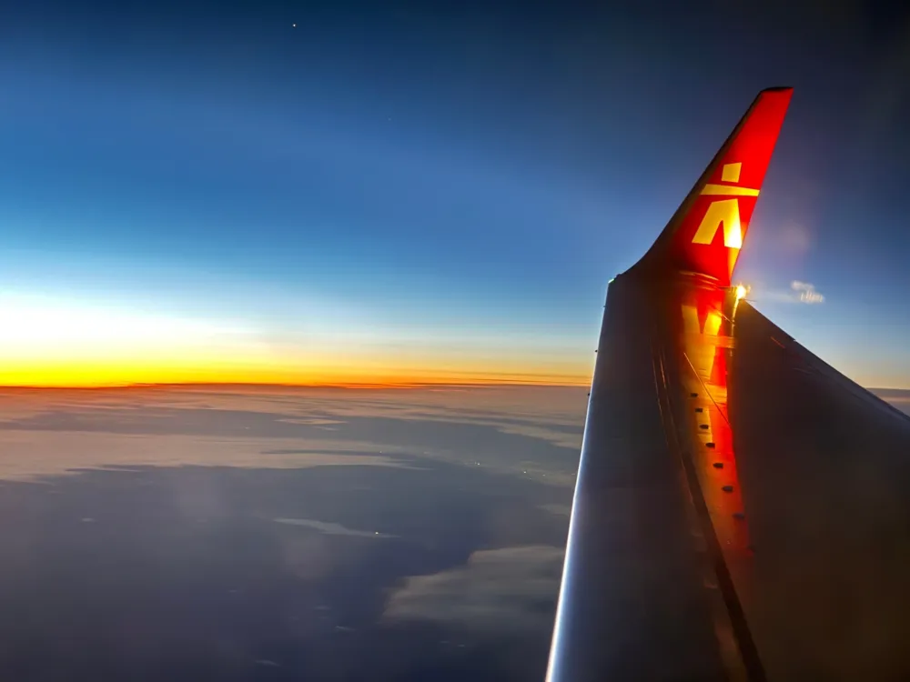 Tramp najavio oduzimanje sertifikata kanadskim avionima i novu carinu od 50 odsto