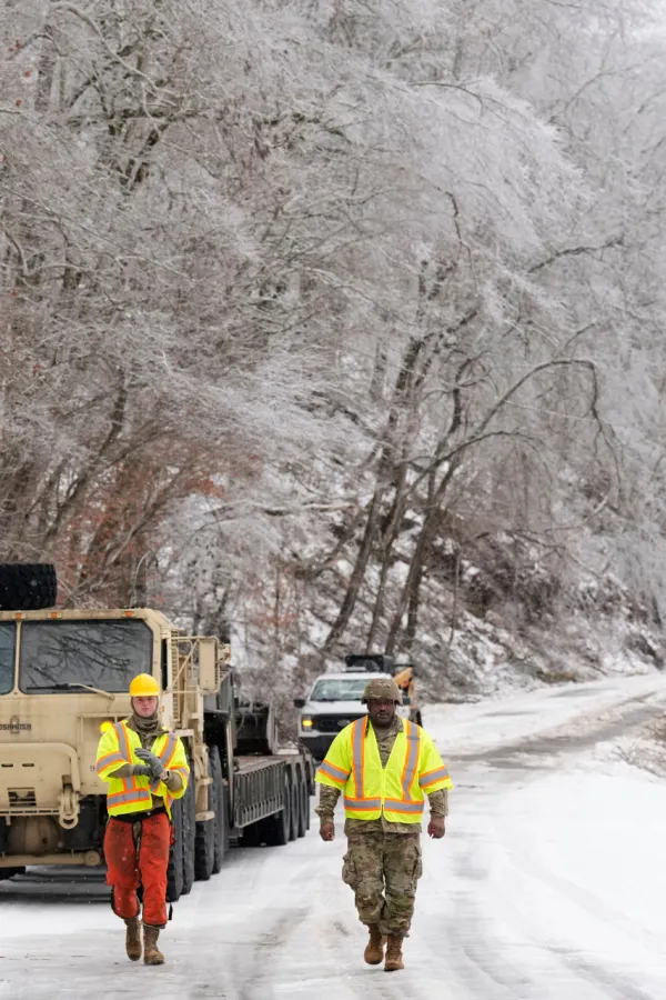 Snažna zimska oluja pogodila istočnu obalu SAD