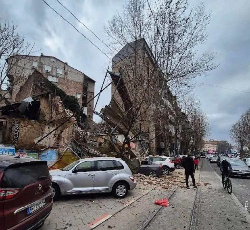 Uru&scaron;ena kuća u Beogradu