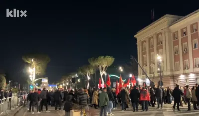 Protesti tirana