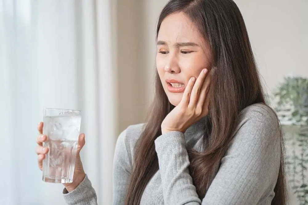 &Scaron;est namirnica koje mogu o&scaron;tetiti zubnu gleđ i povećati rizik od karijesa