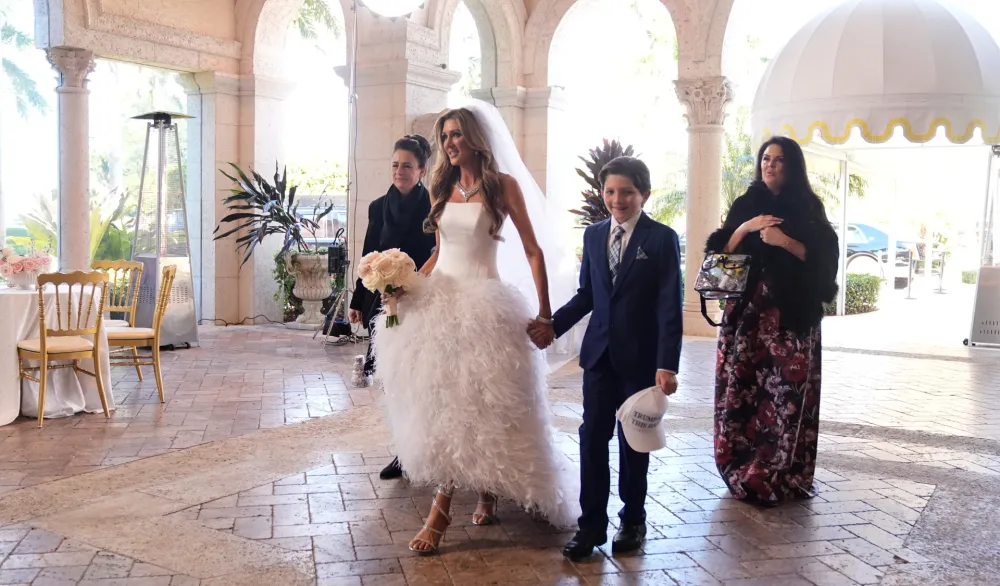 (FOTO) Vjenčali se Dan Skavino i Erin Elmore uz prisustvo Donalda Trampa