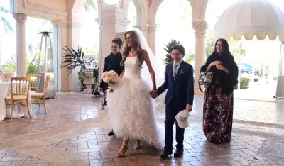 (FOTO) Vjenčali se Dan Skavino i Erin Elmore uz prisustvo Donalda Trampa