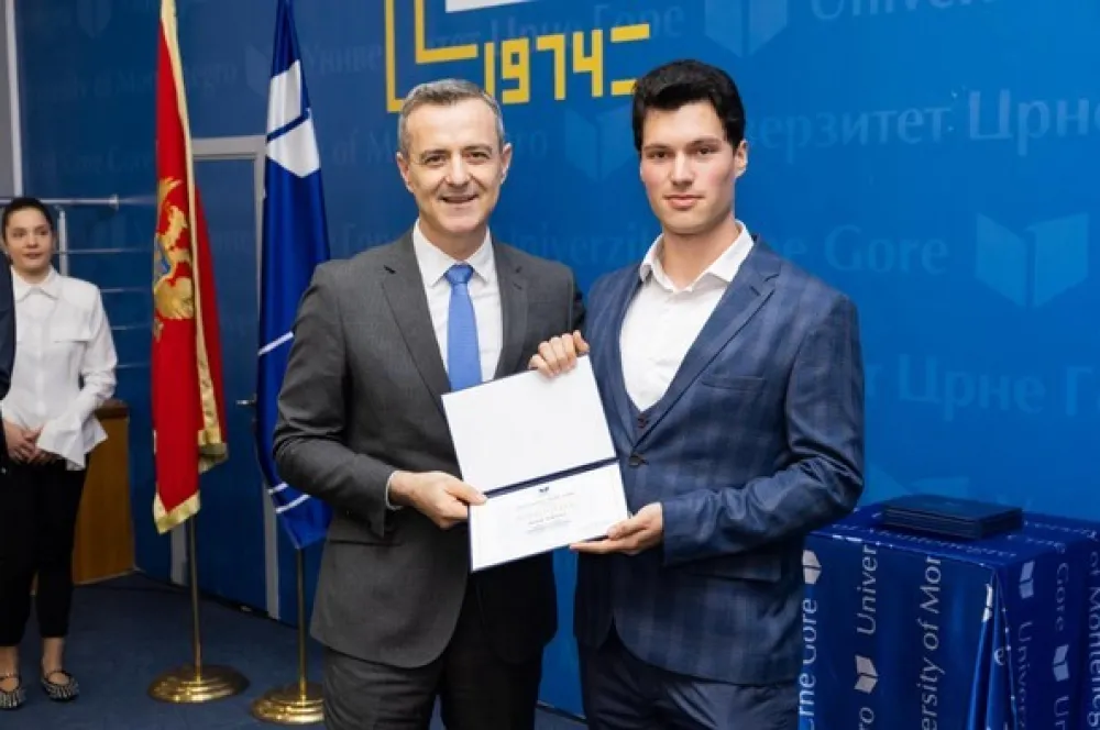 Priznanje za izuzetan uspjeh: Jovan Raković među najuspje&scaron;nijim studentima ETF-a