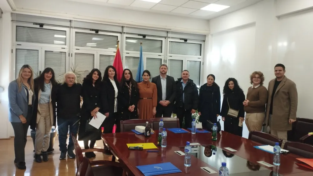 U Tivtu održana javna tribina: Institucije kao podr&scaron;ka razvoju vje&scaron;tina mladih