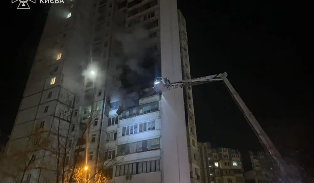 Kijev pod raketama i dronovima: Ranjeni civili, žestoki udari na -20